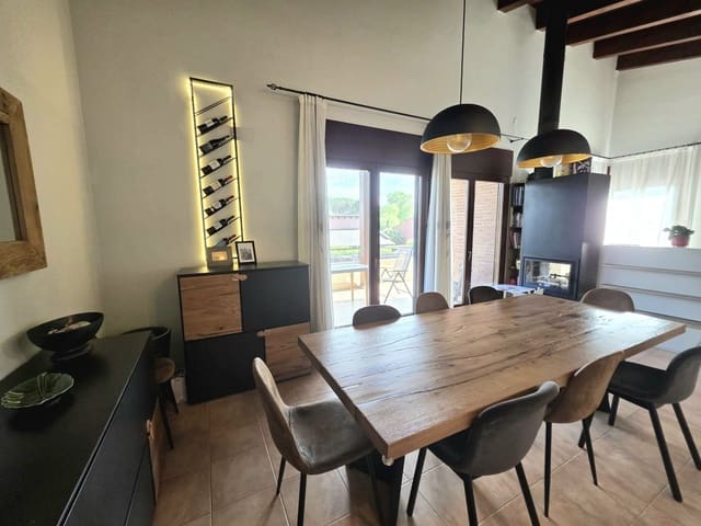 4 camera da letto Villa in vendita in El Mas Flassià, Vidreres con piscina garage - 639.000 € (Rif: 9024065)