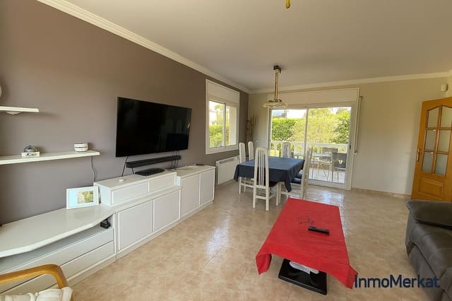 5 slaapkamer Villa te koop in Caldes de Malavella met zwembad garage - € 399.000 (Ref: 9127977)