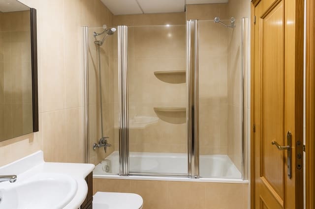 3 chambre Appartement à vendre à Lloret de Mar - 285 000 € (Ref: 9228218)