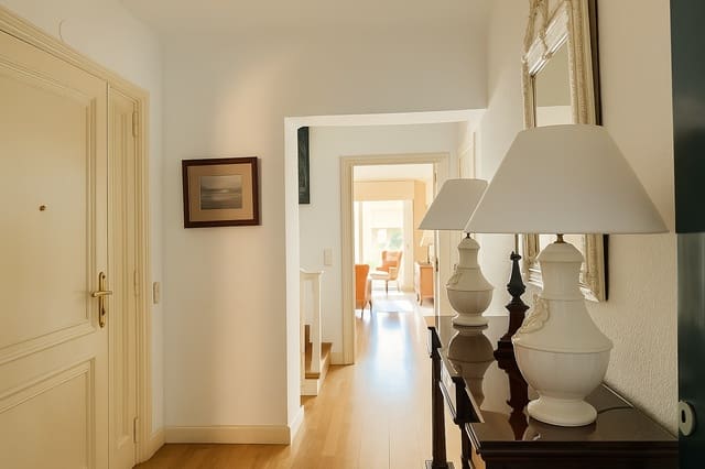 6 Zimmer Villa zu verkaufen in Barcelona Stadt mit Garage - 1.850.000 € (Ref: 9443060)