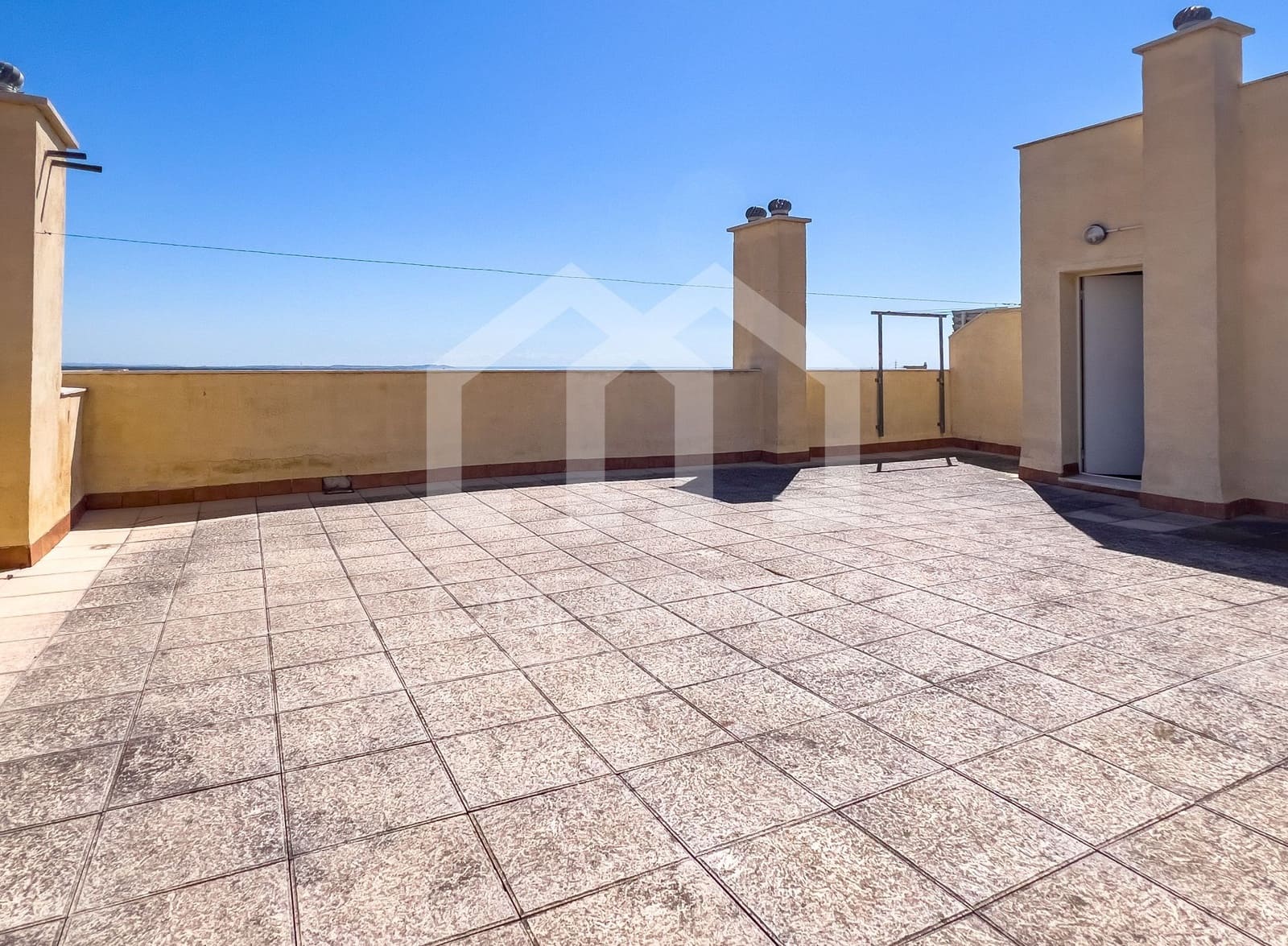 3 bedroom Flat for sale in Montroig-Mar with garage - € 235,000 (Ref: 10033480)