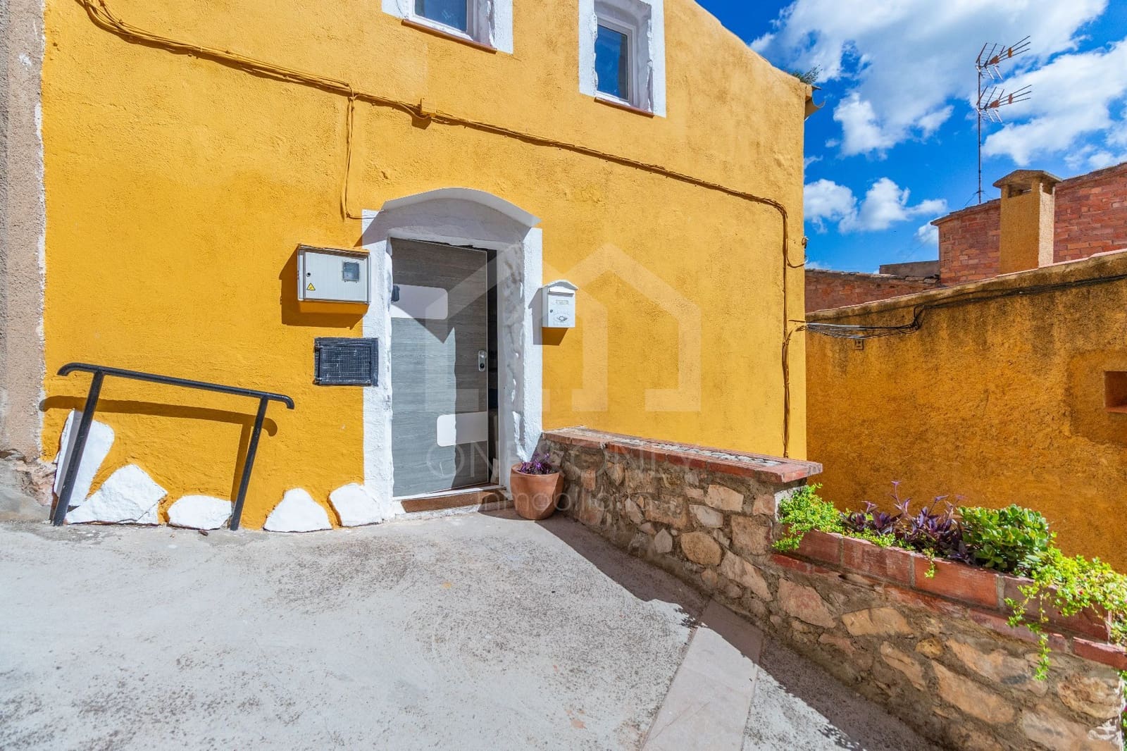 2 bedroom Villa for sale in Pratdip - € 165,000 (Ref: 10044509)