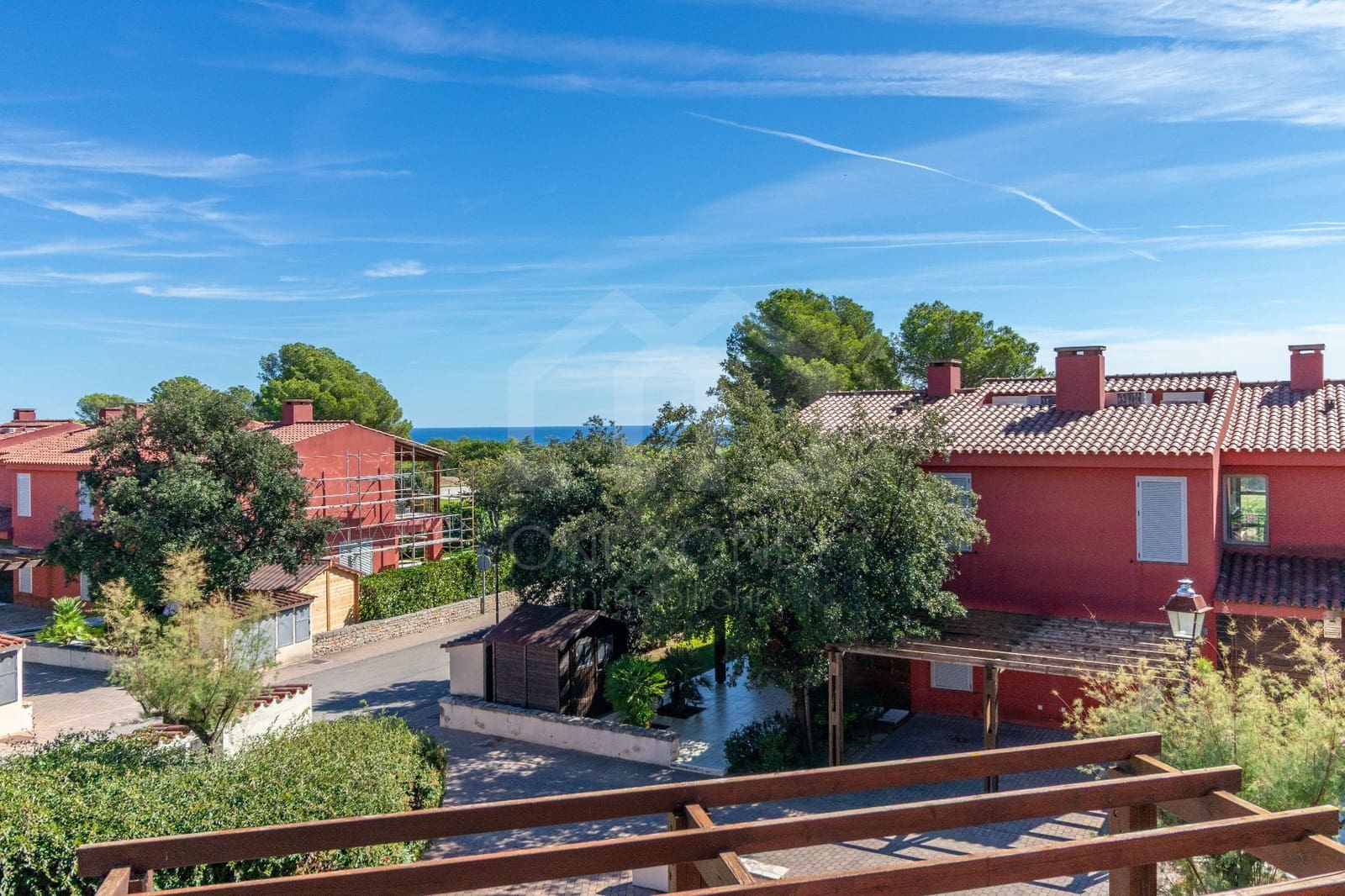 Chalet de 3 habitaciones en Montroig-Mar en alquiler con piscina garaje - 1.430 € (Ref: 10166167)