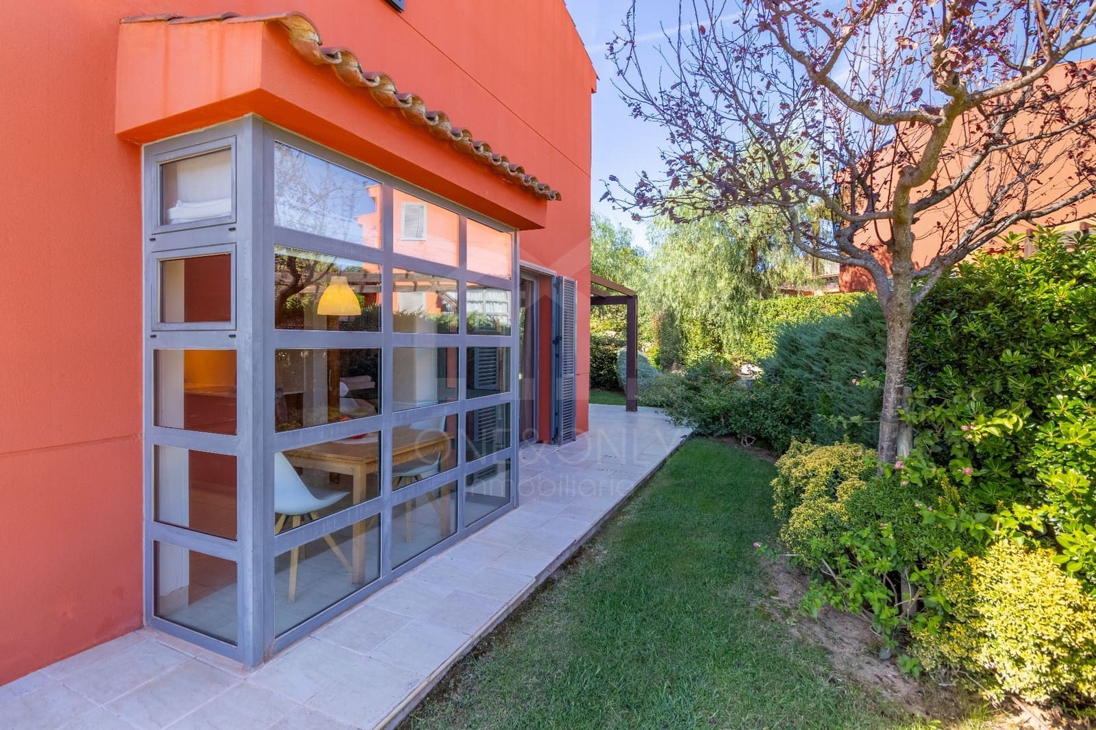 Chalet de 3 habitaciones en Montroig-Mar en alquiler con piscina garaje - 1.430 € (Ref: 10166167)