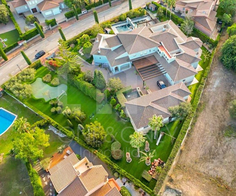 5 bedroom Villa for sale in Montroig-Mar with pool garage - € 1,400,000 (Ref: 9816092)