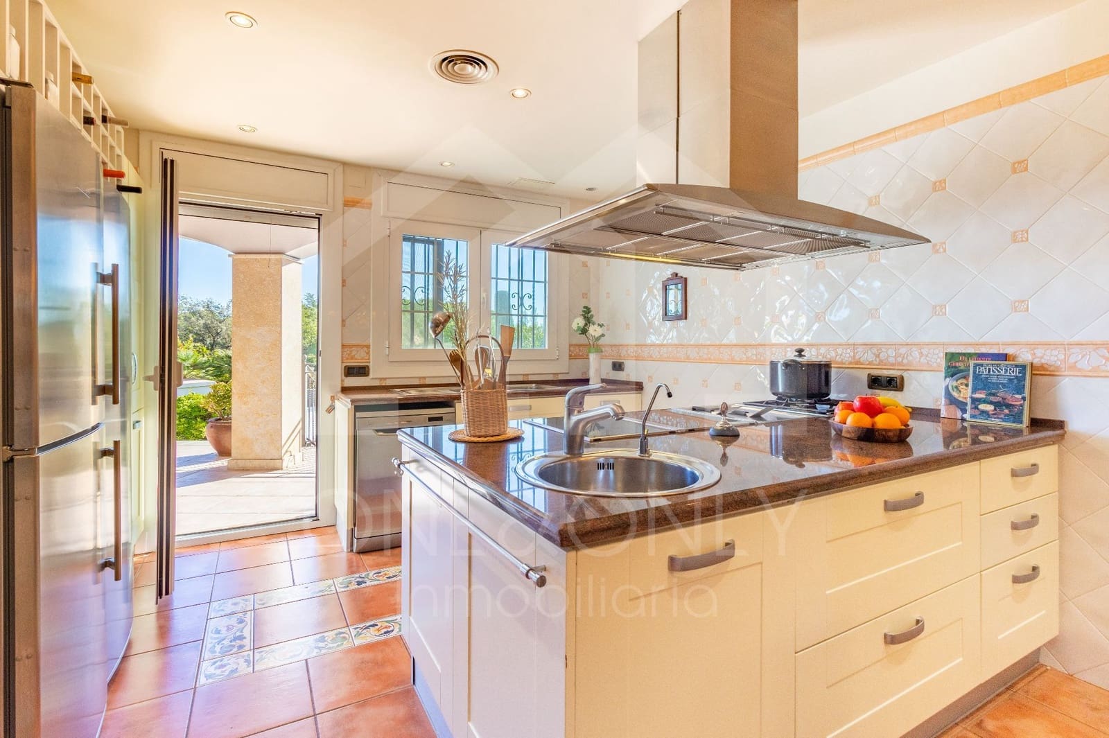 5 bedroom Villa for sale in Montroig-Mar with pool garage - € 1,400,000 (Ref: 9816092)