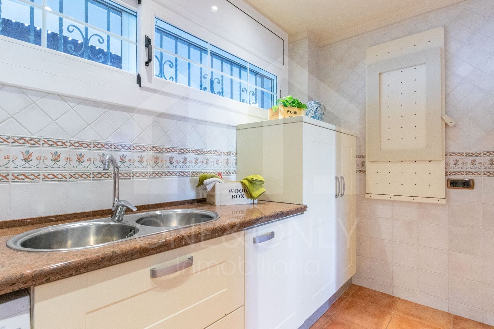 5 bedroom Villa for sale in Montroig-Mar with pool garage - € 1,400,000 (Ref: 9816092)