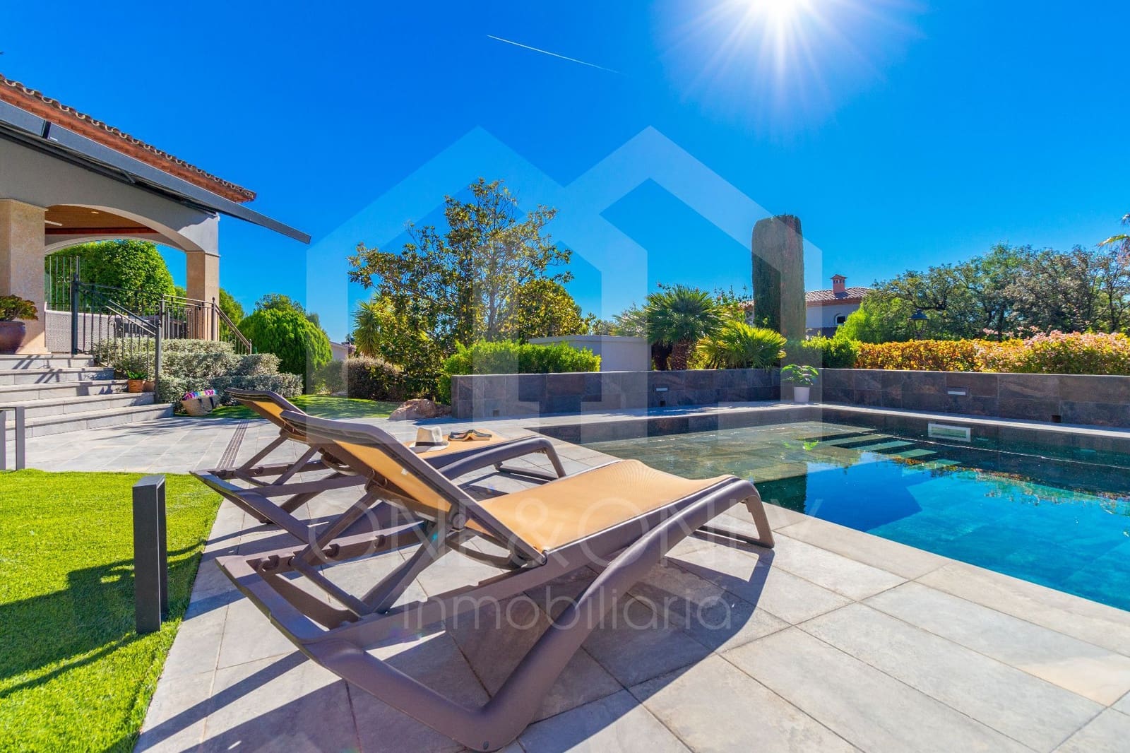 5 bedroom Villa for sale in Montroig-Mar with pool garage - € 1,400,000 (Ref: 9816092)