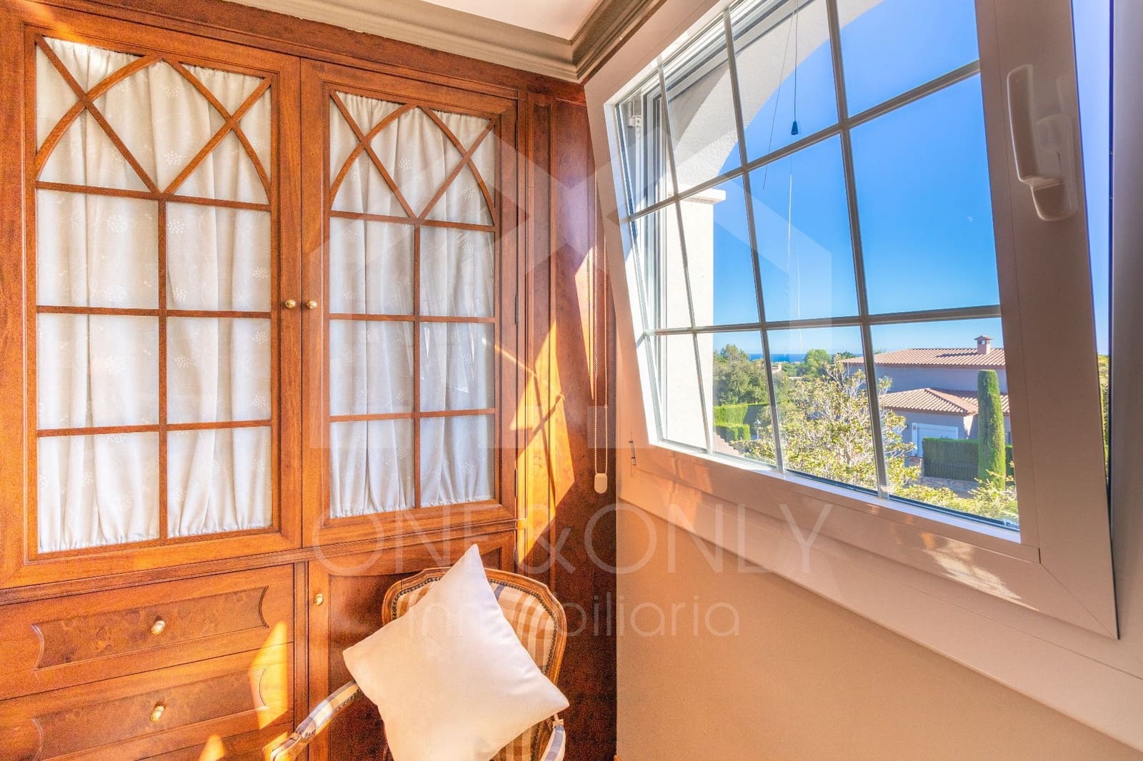 5 bedroom Villa for sale in Montroig-Mar with pool garage - € 1,400,000 (Ref: 9816092)