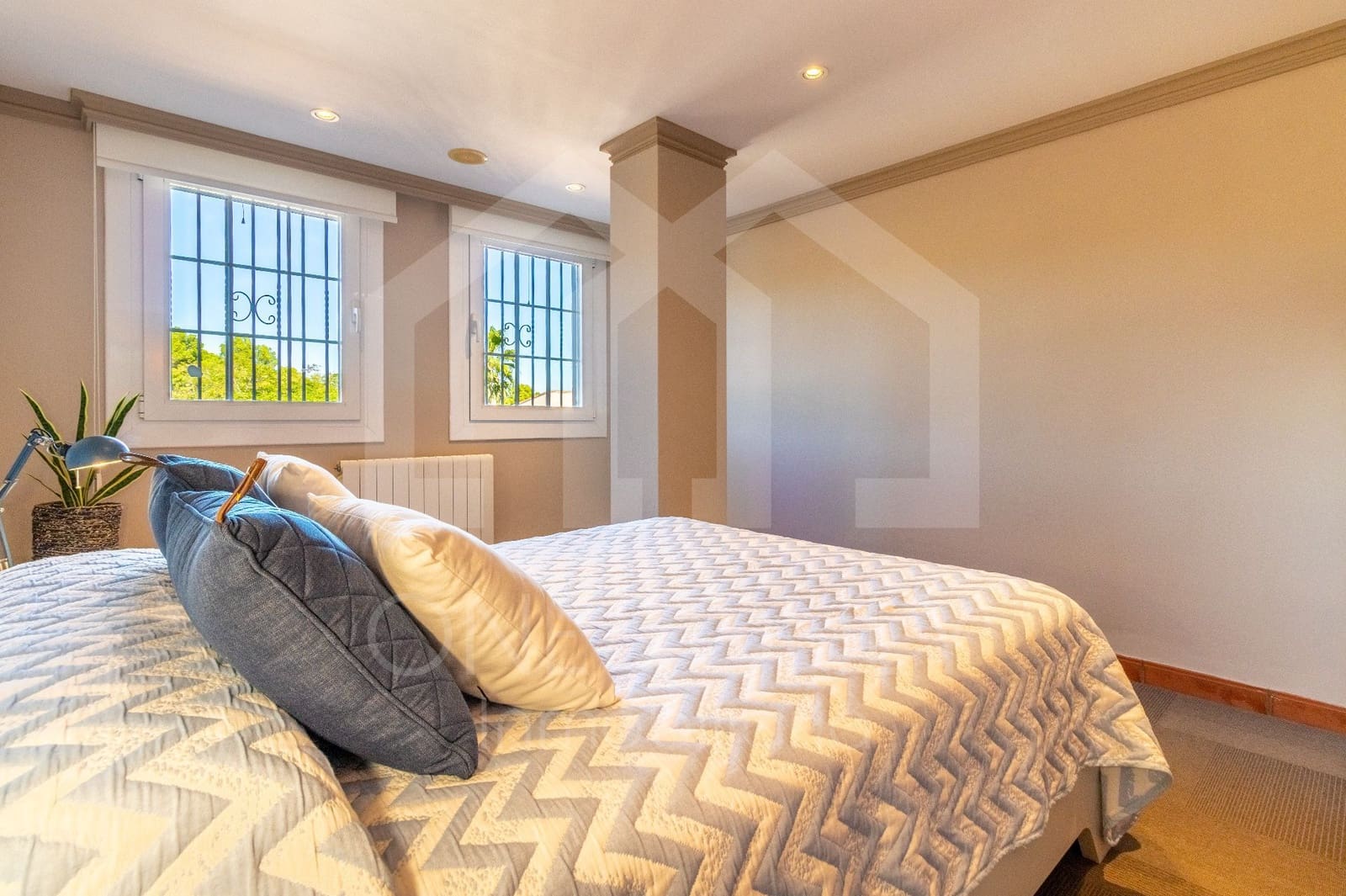 5 bedroom Villa for sale in Montroig-Mar with pool garage - € 1,400,000 (Ref: 9816092)