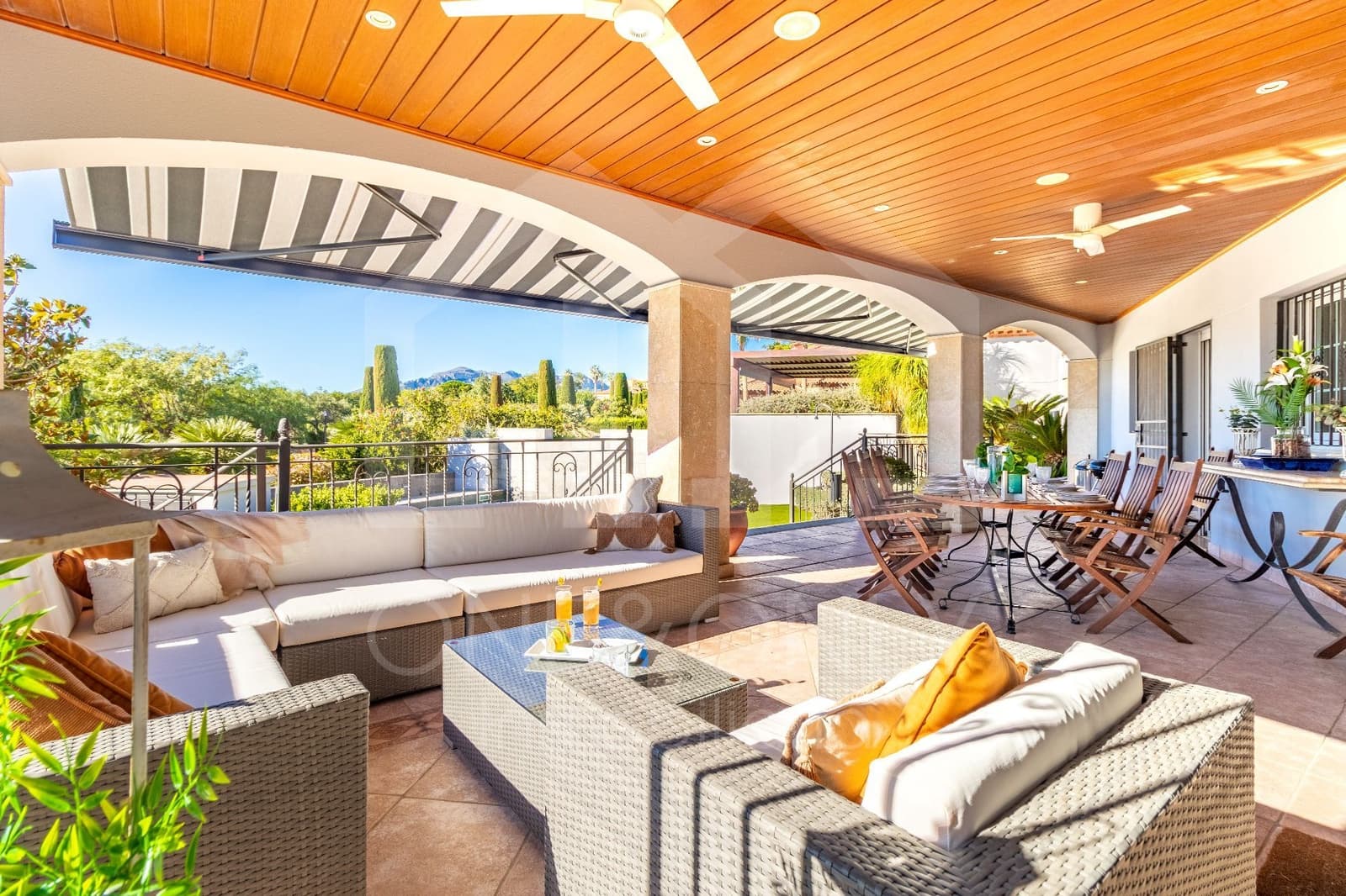 5 bedroom Villa for sale in Montroig-Mar with pool garage - € 1,400,000 (Ref: 9816092)
