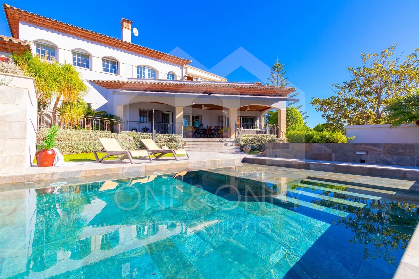 5 bedroom Villa for sale in Montroig-Mar with pool garage - € 1,400,000 (Ref: 9816092)