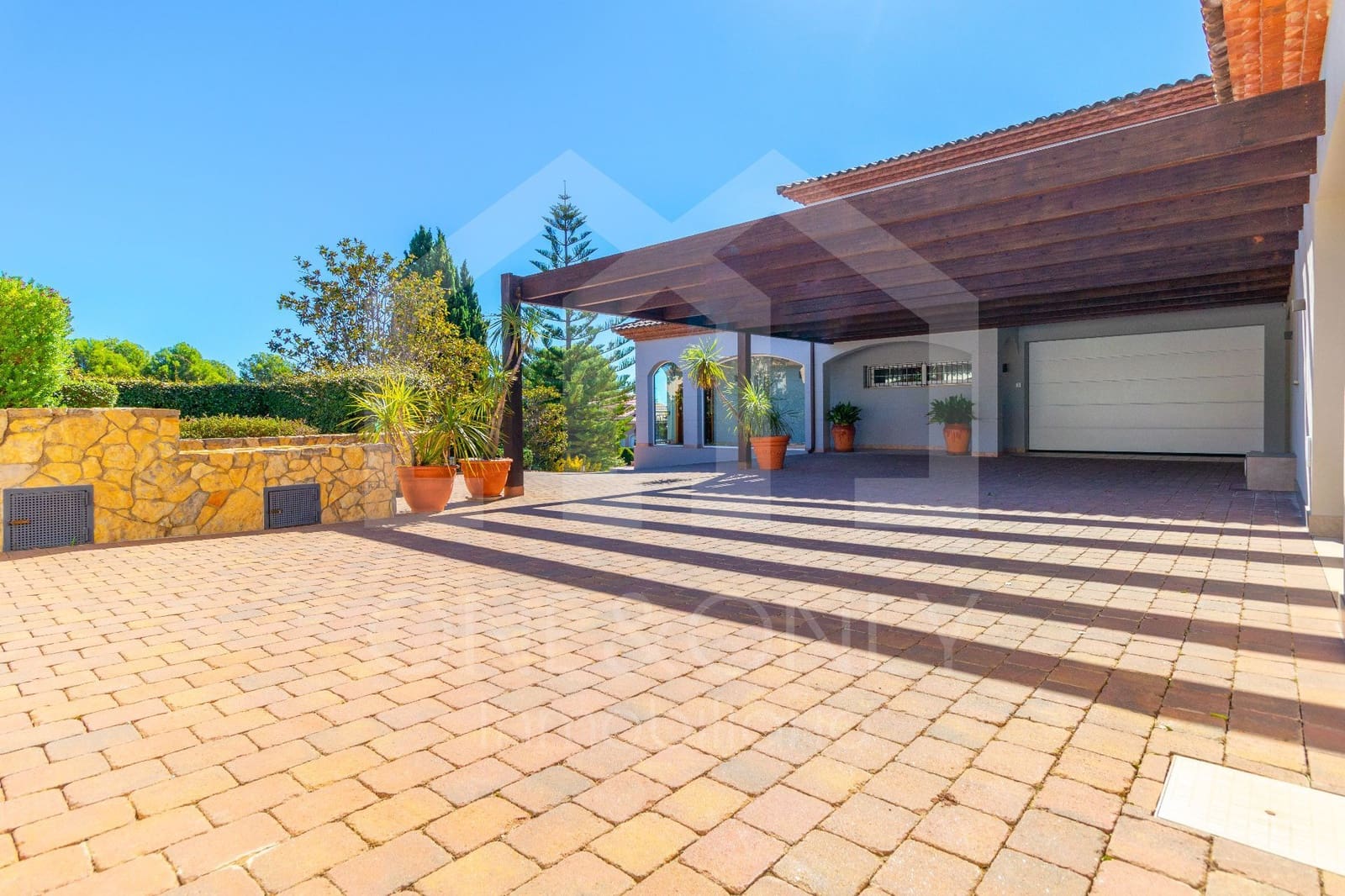 5 bedroom Villa for sale in Montroig-Mar with pool garage - € 1,400,000 (Ref: 9816092)