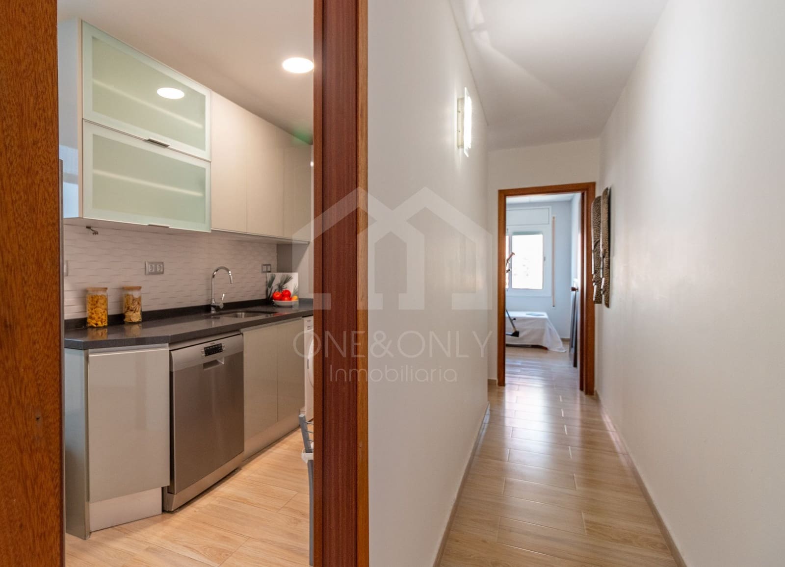 4 bedroom Flat for sale in Tarragona city with garage - € 164,000 (Ref: 9816093)