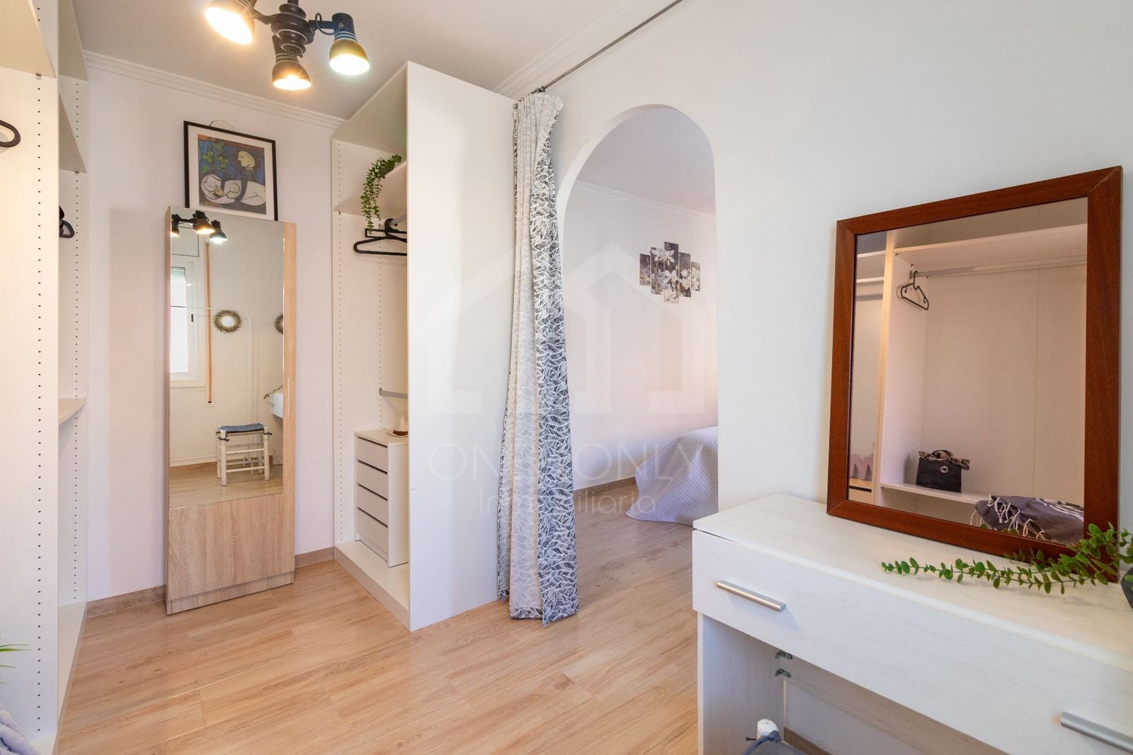 4 bedroom Flat for sale in Tarragona city with garage - € 164,000 (Ref: 9816093)