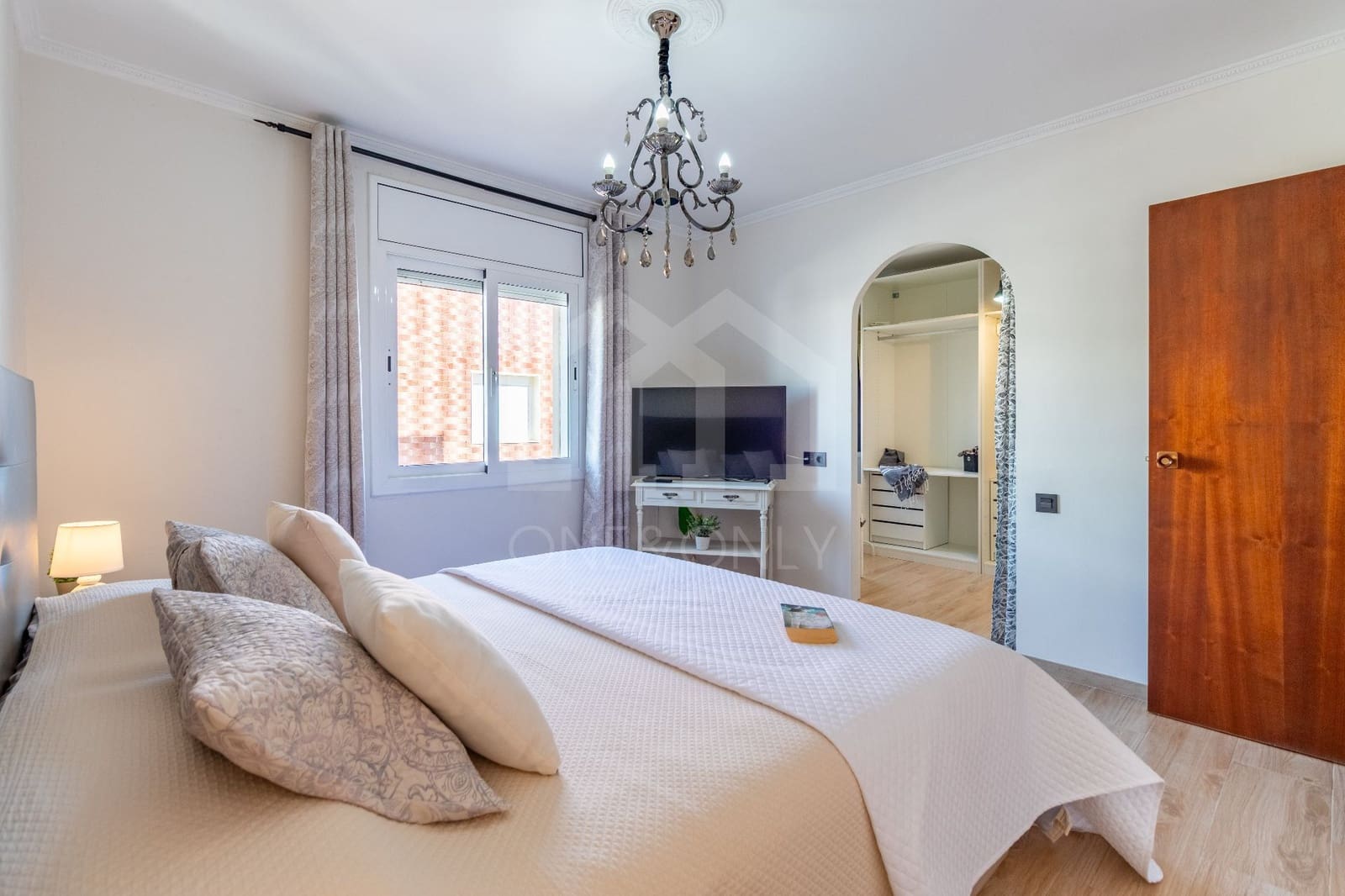4 bedroom Flat for sale in Tarragona city with garage - € 164,000 (Ref: 9816093)