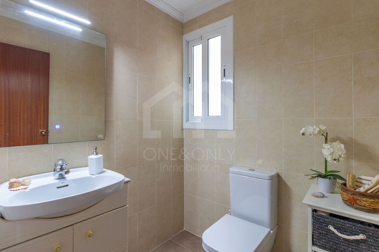 4 bedroom Flat for sale in Tarragona city with garage - € 164,000 (Ref: 9816093)