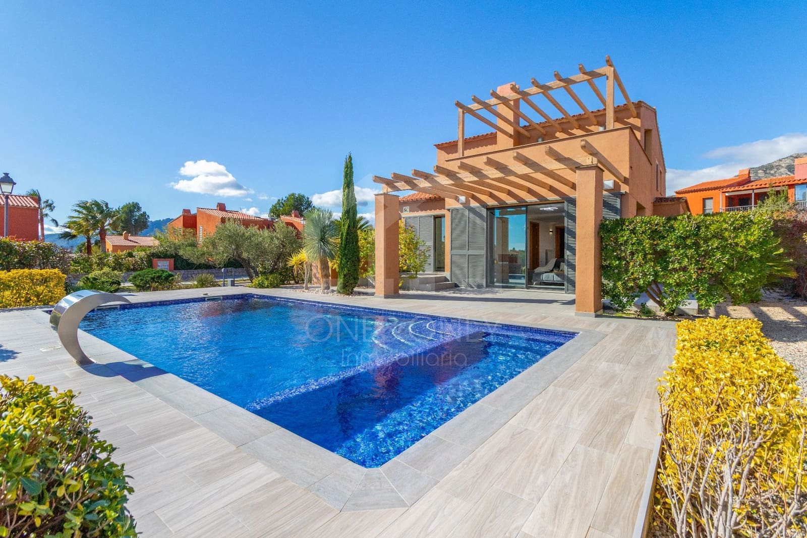 4 bedroom Villa for sale in Montroig-Mar with pool garage - € 790,000 (Ref: 9816096)