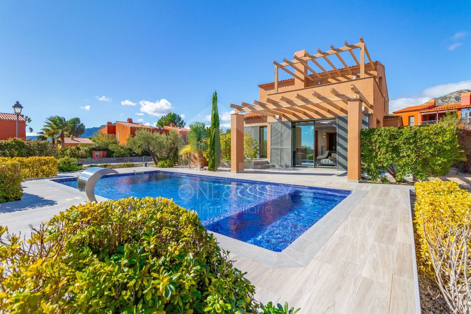 4 bedroom Villa for sale in Montroig-Mar with pool garage - € 790,000 (Ref: 9816096)