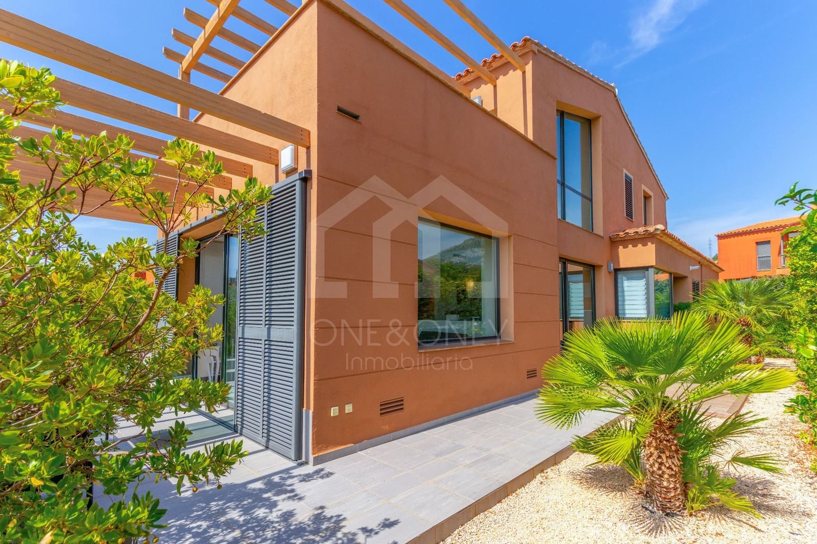 4 bedroom Villa for sale in Montroig-Mar with pool garage - € 790,000 (Ref: 9816096)