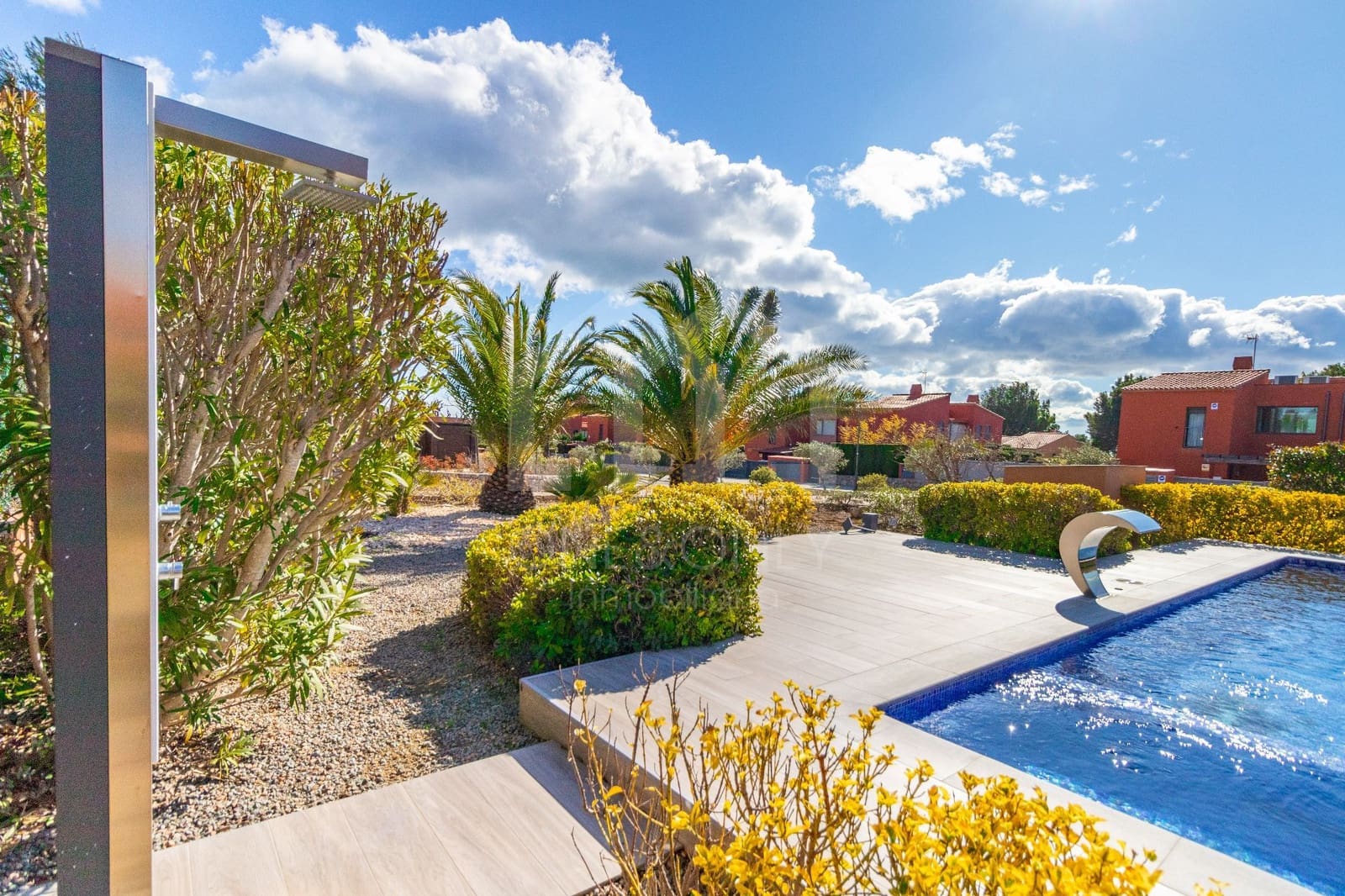 4 bedroom Villa for sale in Montroig-Mar with pool garage - € 790,000 (Ref: 9816096)