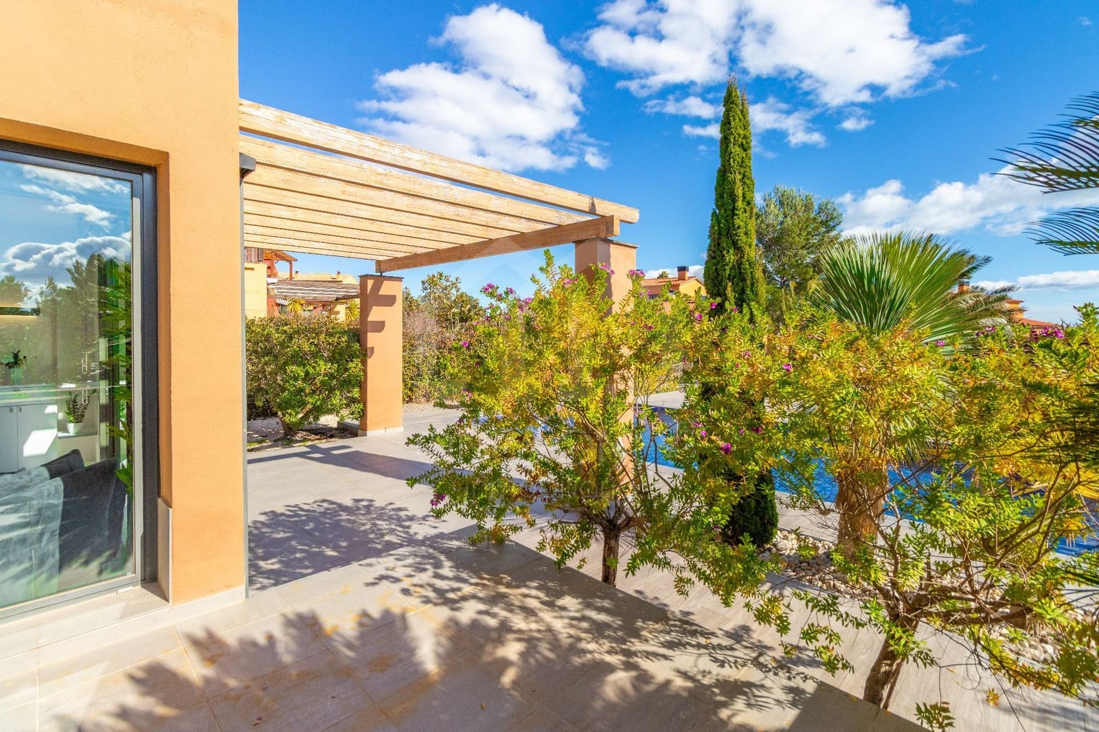 4 bedroom Villa for sale in Montroig-Mar with pool garage - € 790,000 (Ref: 9816096)