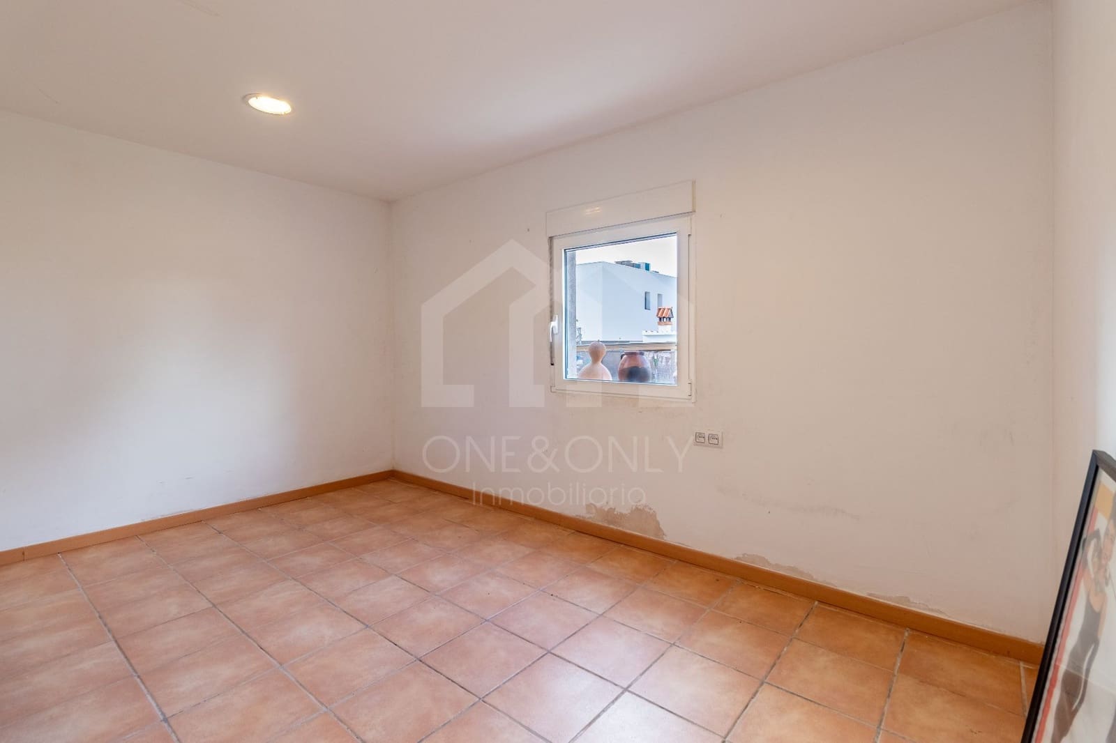 6 bedroom Villa for sale in Tarragona city with garage - € 385,000 (Ref: 9816097)