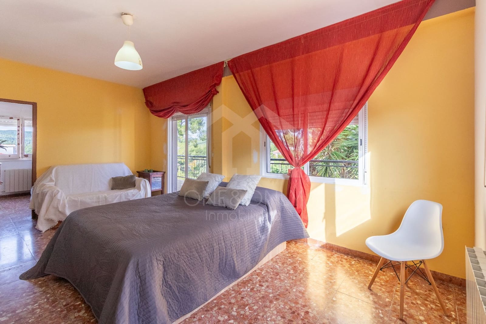 6 bedroom Villa for sale in Tarragona city with garage - € 385,000 (Ref: 9816097)