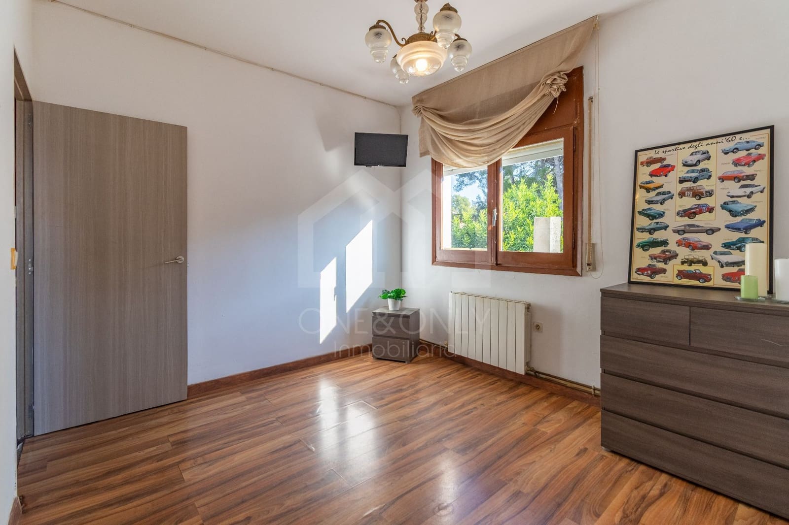 6 bedroom Villa for sale in Tarragona city with garage - € 385,000 (Ref: 9816097)