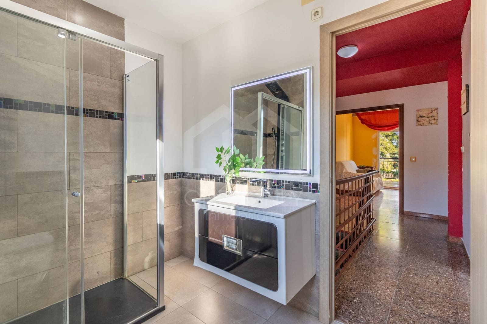6 bedroom Villa for sale in Tarragona city with garage - € 385,000 (Ref: 9816097)