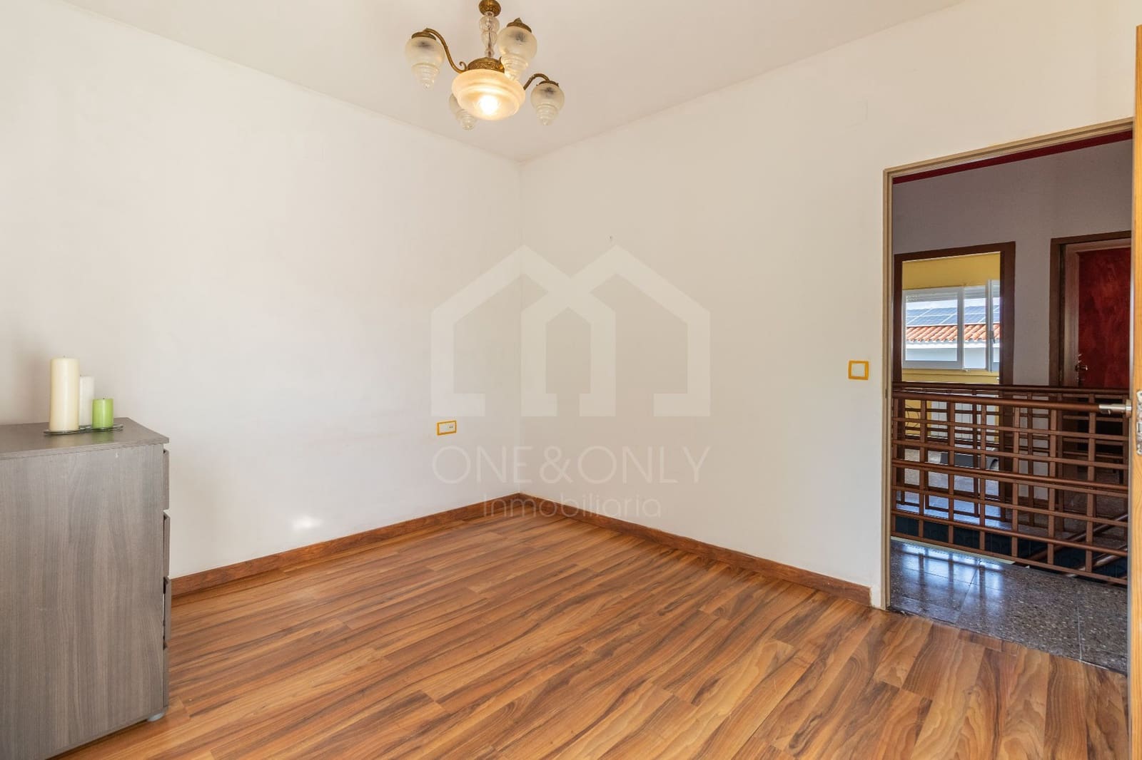 6 bedroom Villa for sale in Tarragona city with garage - € 385,000 (Ref: 9816097)