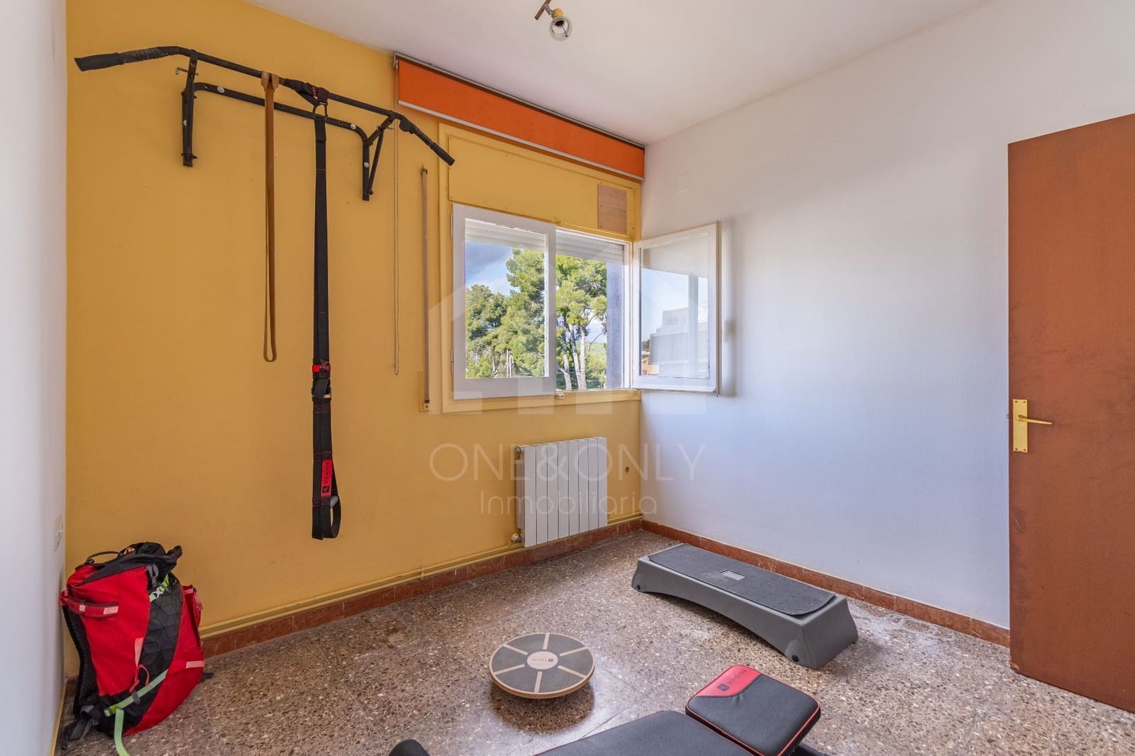 6 bedroom Villa for sale in Tarragona city with garage - € 385,000 (Ref: 9816097)