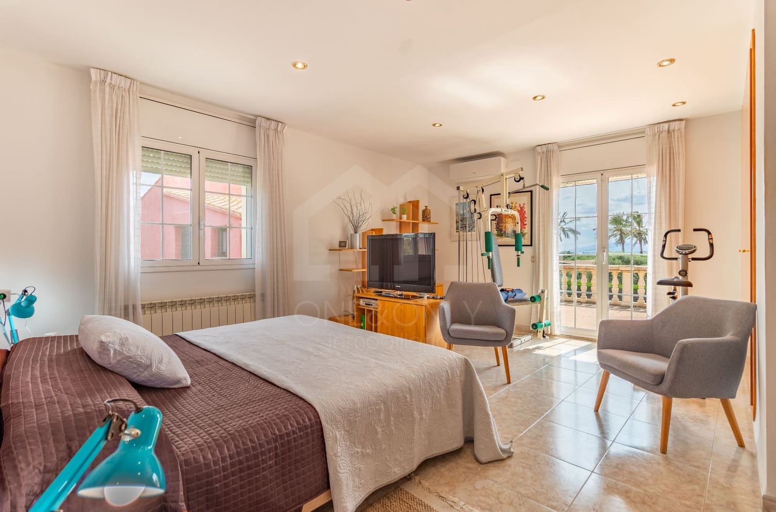 8 soveværelse Villa til salg i Riudoms med swimmingpool garage - € 639.000 (Ref: 9816098)