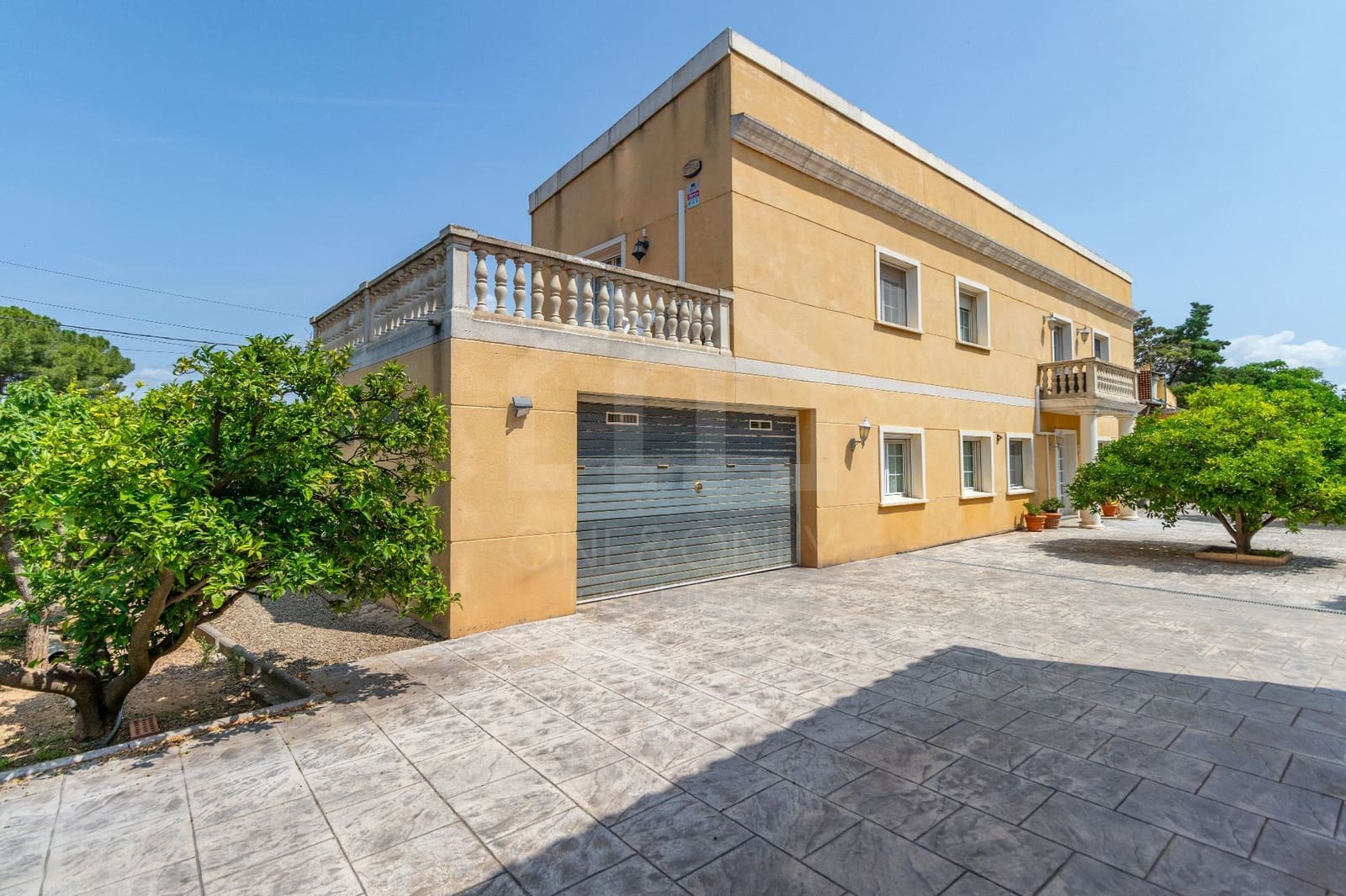 8 soveværelse Villa til salg i Riudoms med swimmingpool garage - € 639.000 (Ref: 9816098)