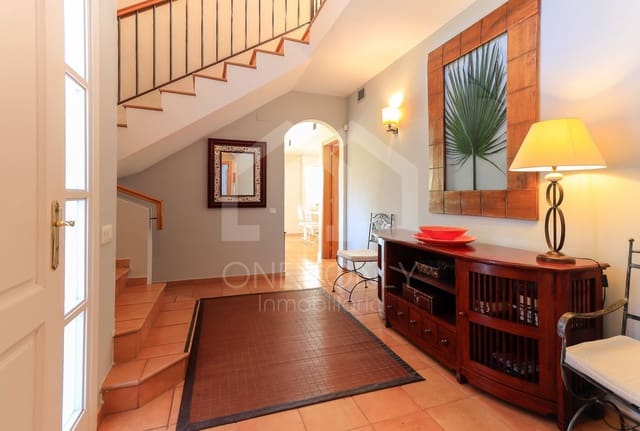 4 slaapkamer Villa te koop in Montroig-Mar, Mont-roig del Camp met zwembad garage - € 520.000 (Ref: 9816101)