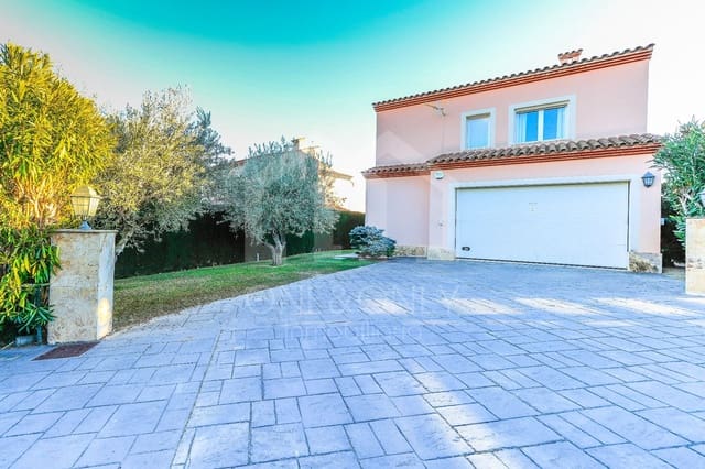 4 slaapkamer Villa te koop in Montroig-Mar, Mont-roig del Camp met zwembad garage - € 520.000 (Ref: 9816101)