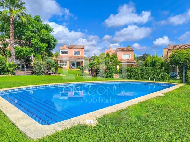 4 slaapkamer Villa te koop in Montroig-Mar, Mont-roig del Camp met zwembad garage - € 520.000 (Ref: 9816101)