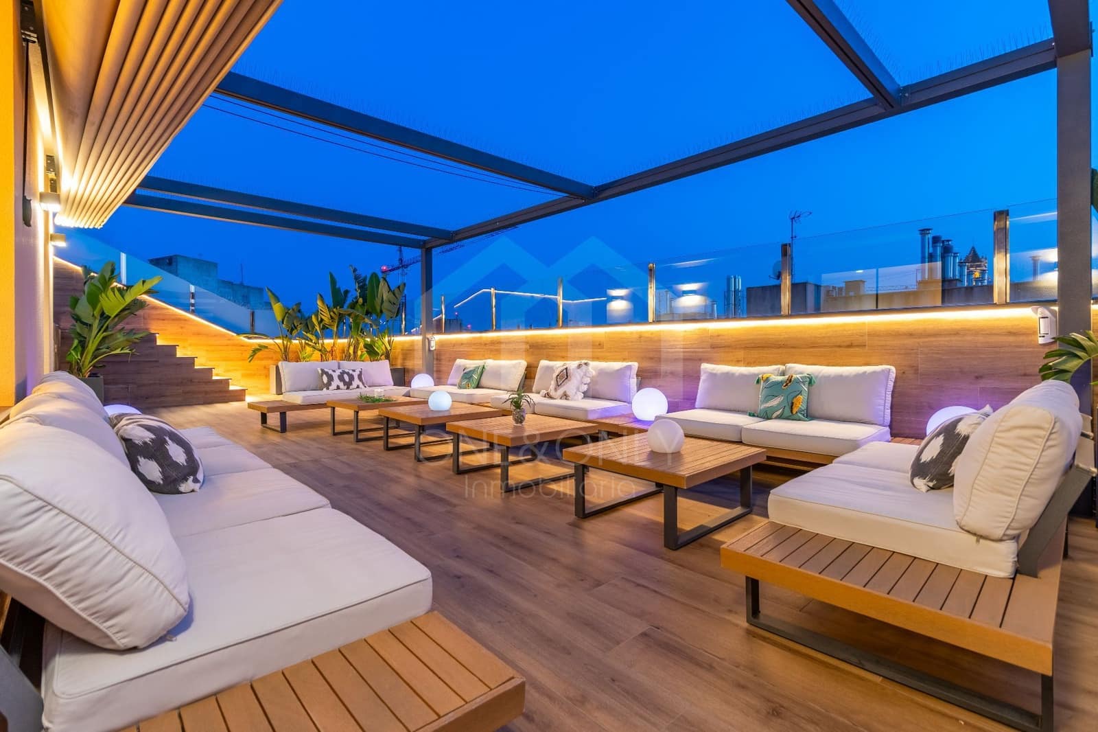 Ático de 4 habitaciones en Reus en venta con piscina garaje - 1.290.000 € (Ref: 9816102)