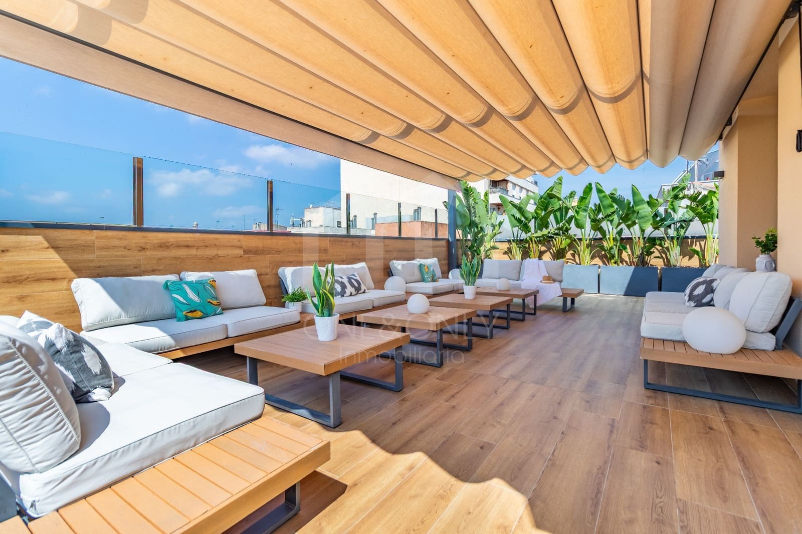 Ático de 4 habitaciones en Reus en venta con piscina garaje - 1.290.000 € (Ref: 9816102)