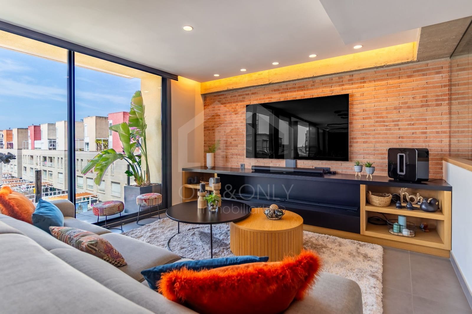 Ático de 4 habitaciones en Reus en venta con piscina garaje - 1.290.000 € (Ref: 9816102)
