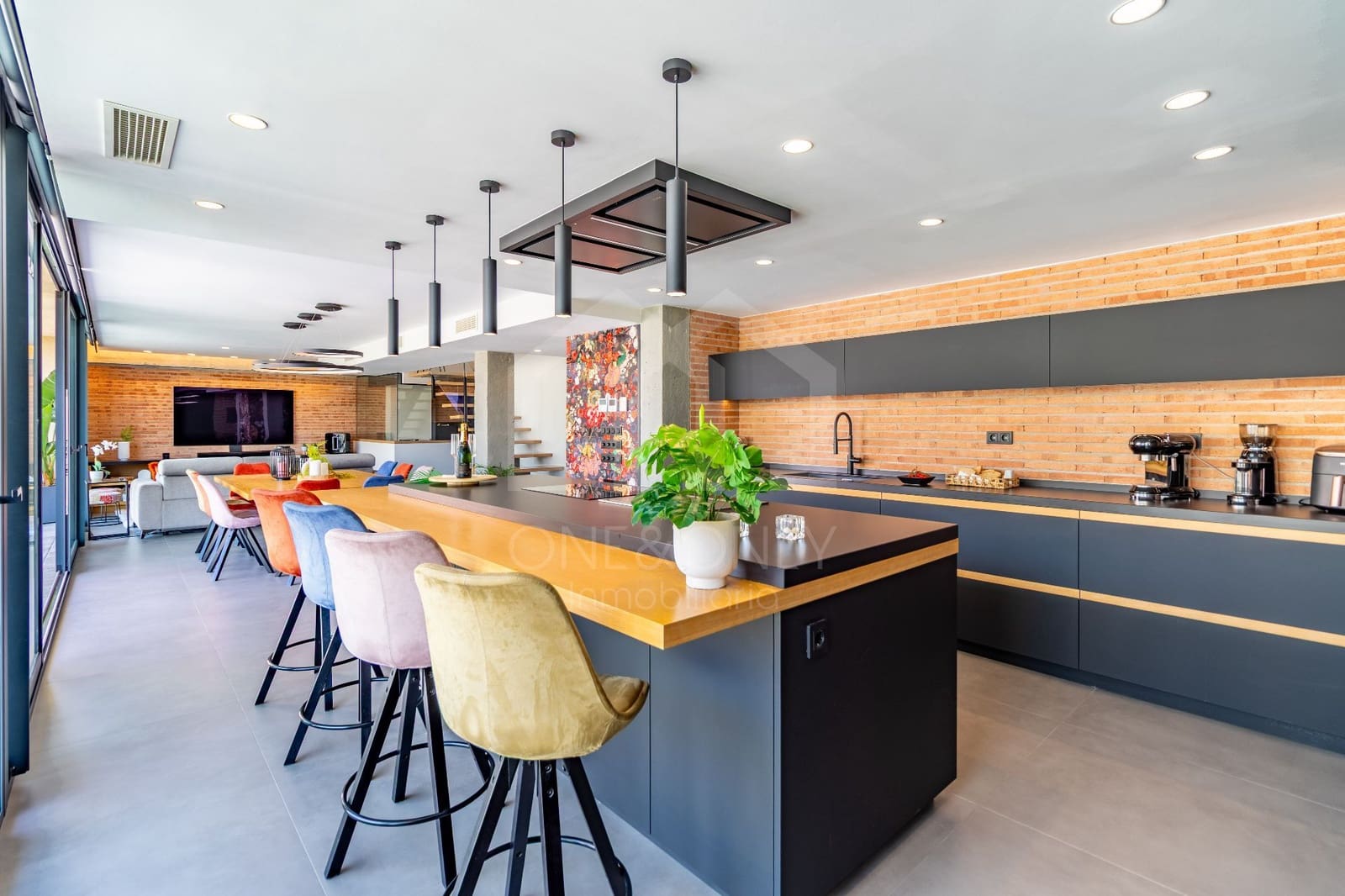 Ático de 4 habitaciones en Reus en venta con piscina garaje - 1.290.000 € (Ref: 9816102)