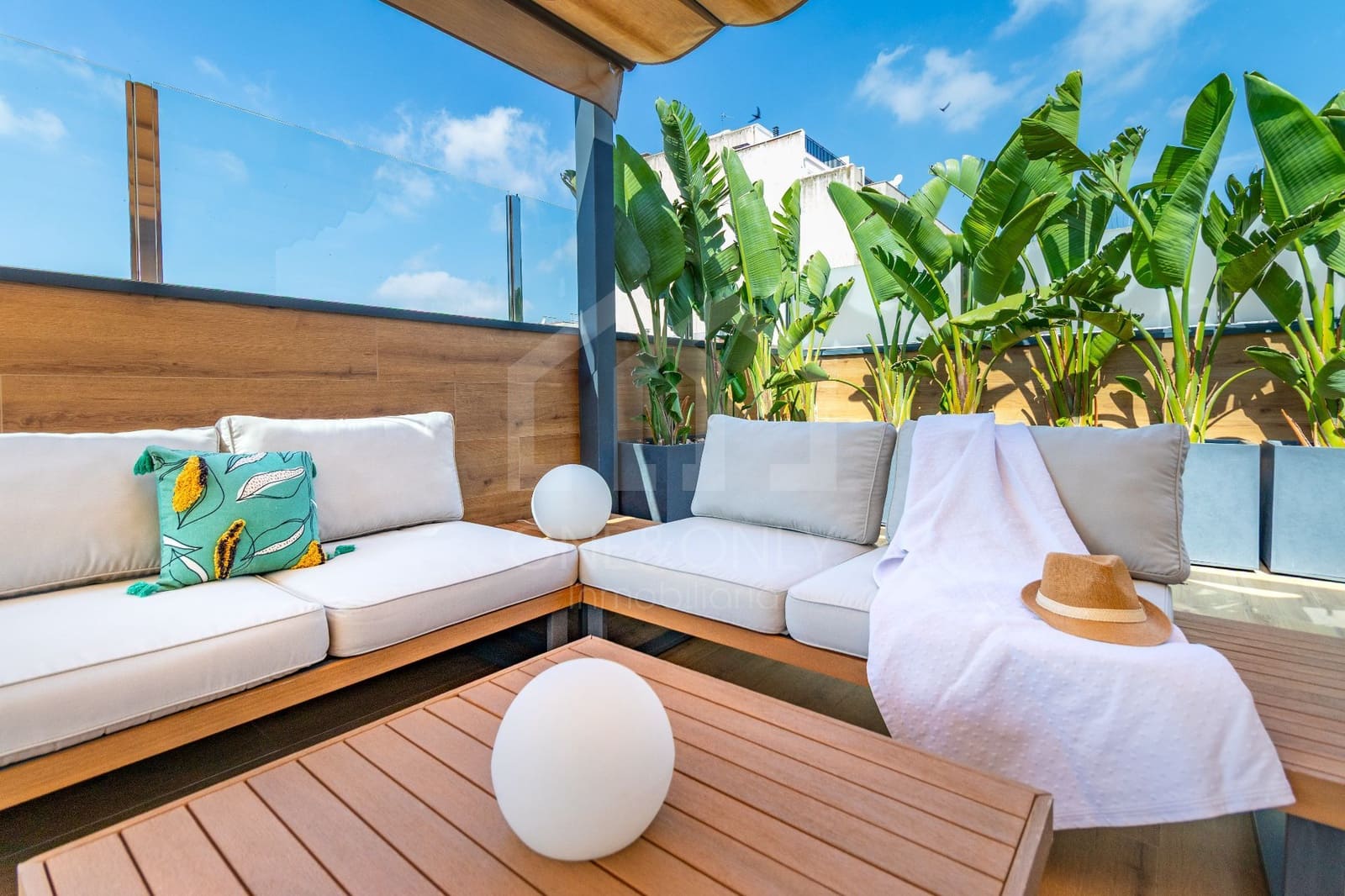 Ático de 4 habitaciones en Reus en venta con piscina garaje - 1.290.000 € (Ref: 9816102)
