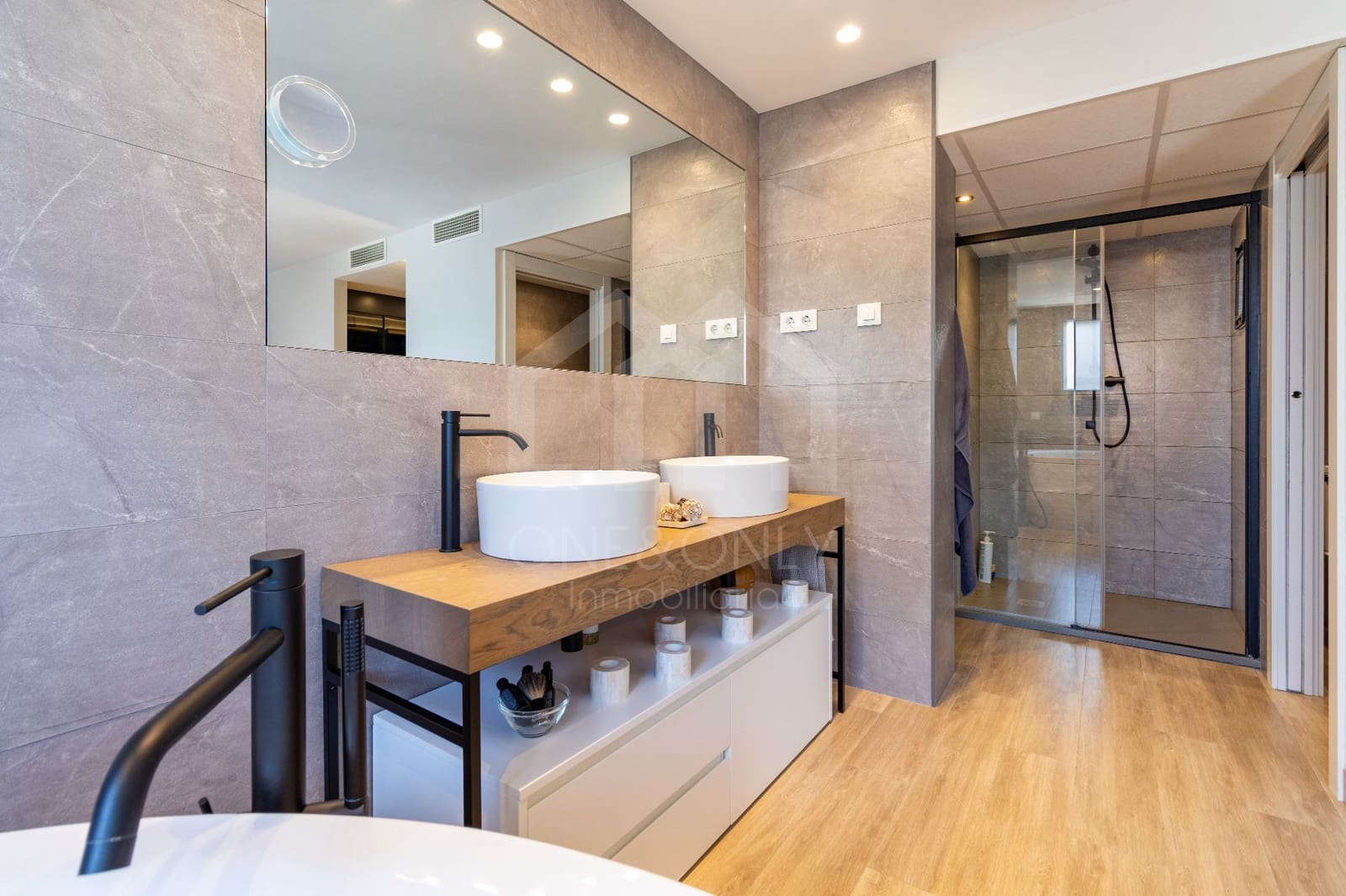 Ático de 4 habitaciones en Reus en venta con piscina garaje - 1.290.000 € (Ref: 9816102)