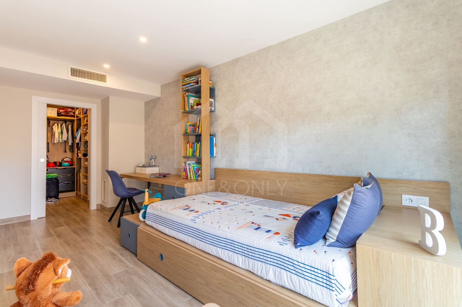 Ático de 4 habitaciones en Reus en venta con piscina garaje - 1.290.000 € (Ref: 9816102)