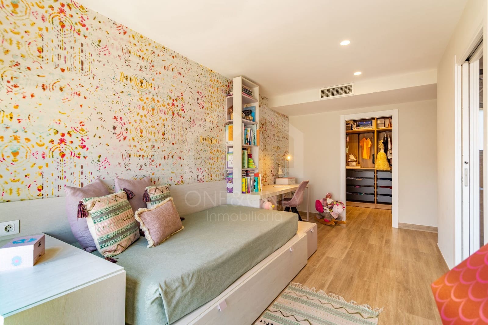 Ático de 4 habitaciones en Reus en venta con piscina garaje - 1.290.000 € (Ref: 9816102)