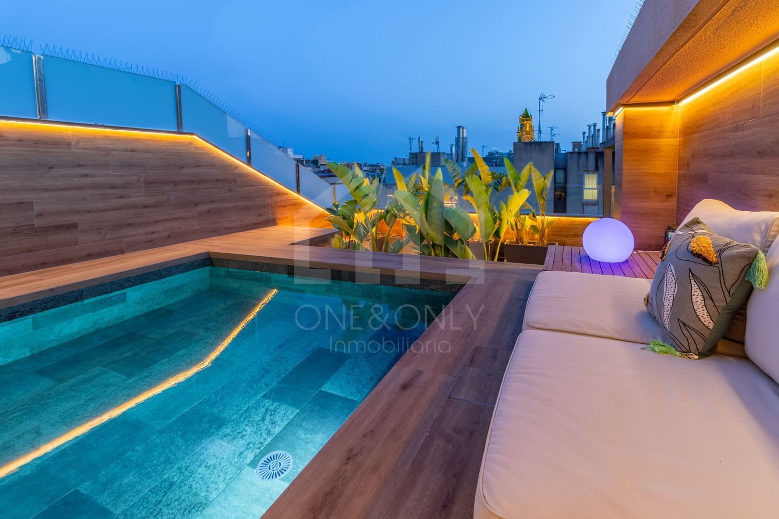 Ático de 4 habitaciones en Reus en venta con piscina garaje - 1.290.000 € (Ref: 9816102)