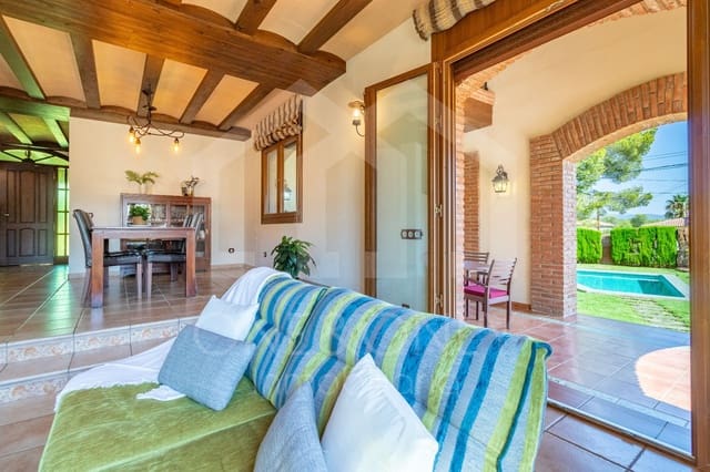 4 camera da letto Villa in vendita in Montroig-Mar, Mont-roig del Camp con piscina garage - 760.000 € (Rif: 9816103)