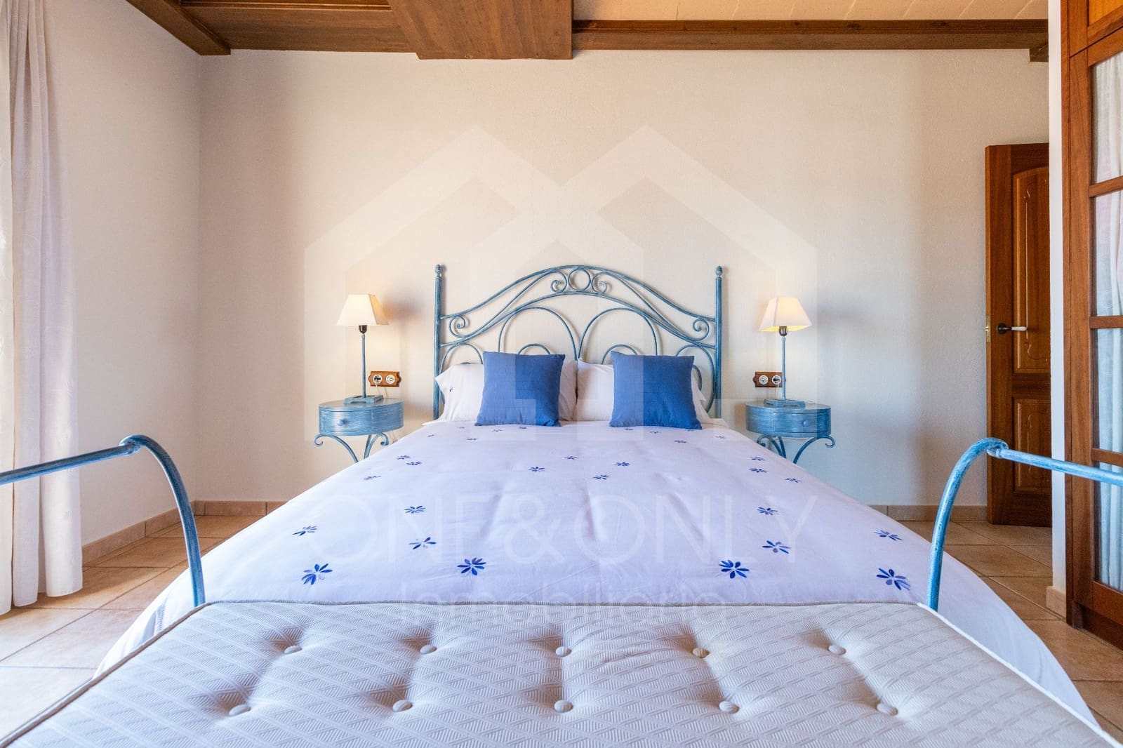 4 bedroom Villa for sale in Montroig-Mar with pool garage - € 760,000 (Ref: 9816103)