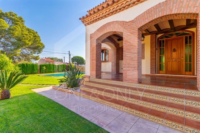 4 camera da letto Villa in vendita in Montroig-Mar, Mont-roig del Camp con piscina garage - 760.000 € (Rif: 9816103)