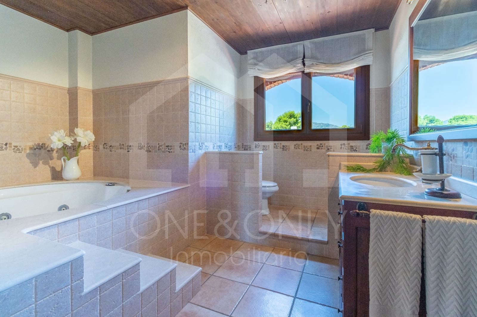 4 bedroom Villa for sale in Montroig-Mar with pool garage - € 760,000 (Ref: 9816103)